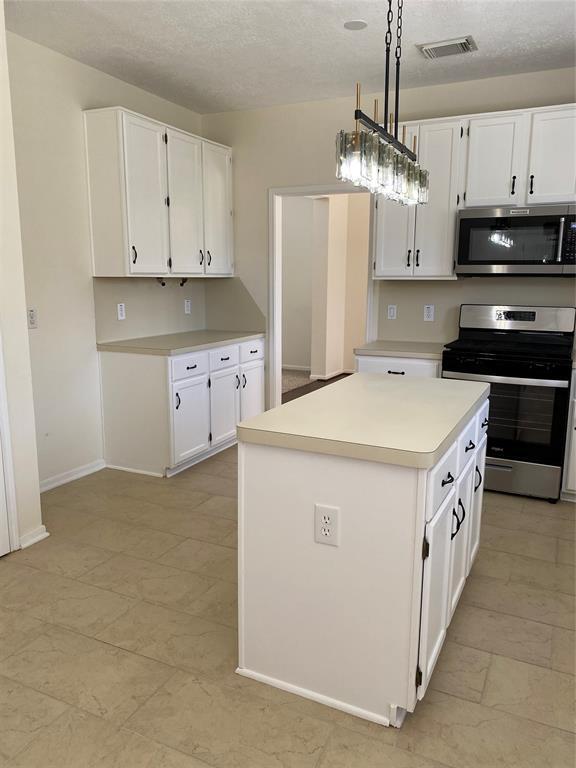 Building Photo - 2929 Paisley Meadow Dr