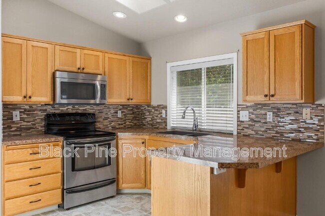 Building Photo - 2117 S Crimson Rose Way