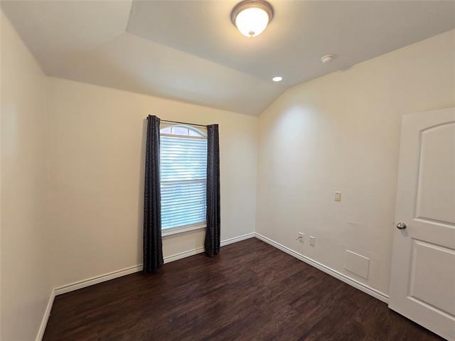 Building Photo - 124 Bridlewood St