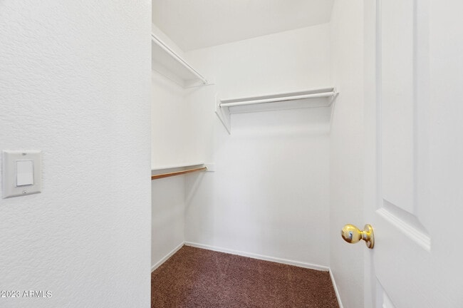 Building Photo - 4734 W Townley Ave