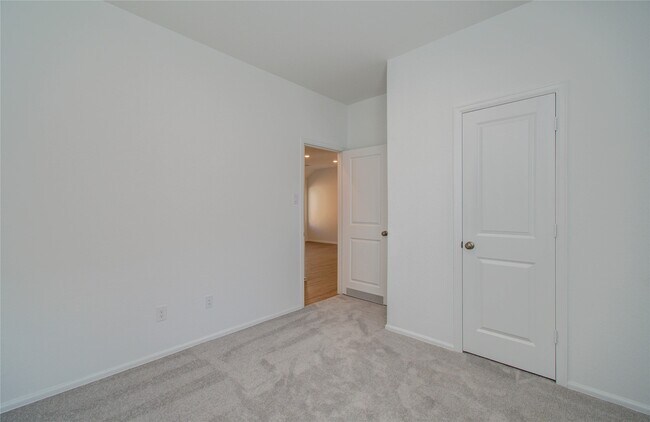 Building Photo - 24035 Priano Frst Dr