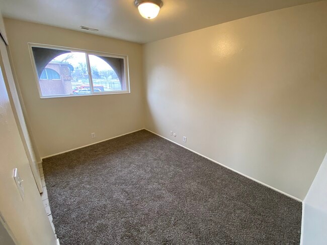 Building Photo - 1789 Lake Park Dr