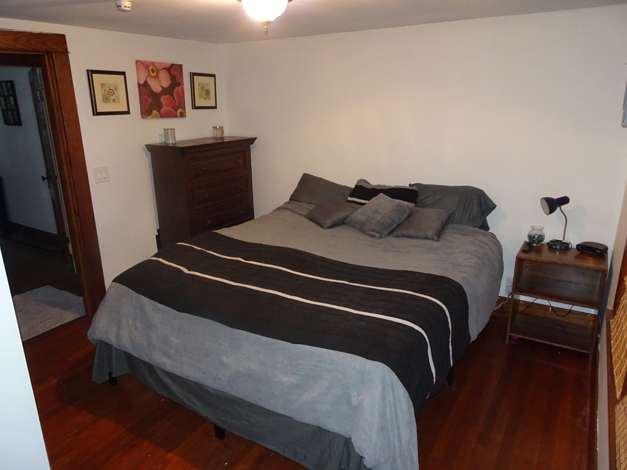 Building Photo - 718 Cliff St