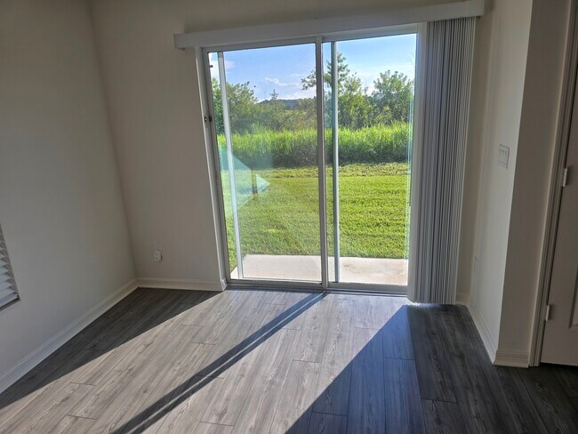 Building Photo - 1506 Merriment Way