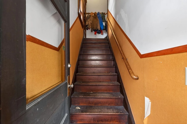 Building Photo - 2827 Pleasant Ave