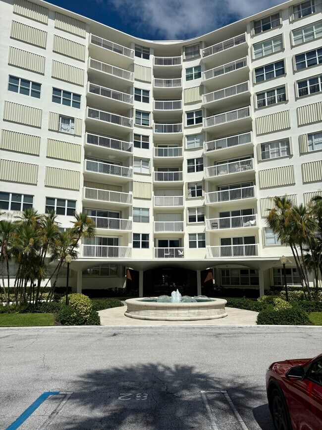 Building Photo - 2600 N Flagler Dr