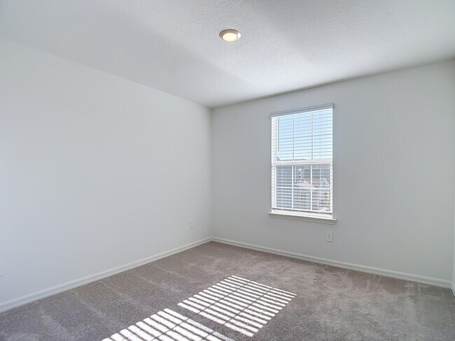 Building Photo - 10171 Boger Rnch Ct