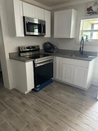 Building Photo - 9921 Vaughn St