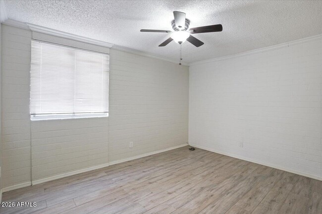 Building Photo - 6528 N 17th Ave