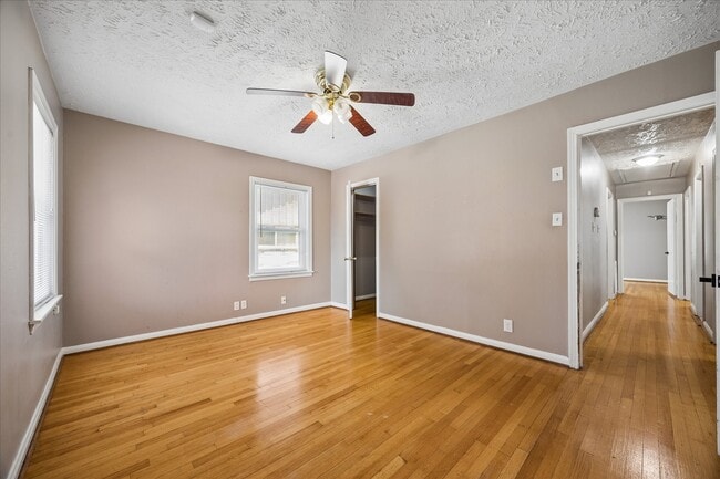 Building Photo - 207 Eldridge Rd