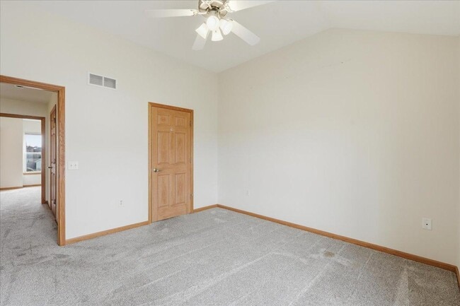 Building Photo - 3805 Design Pass