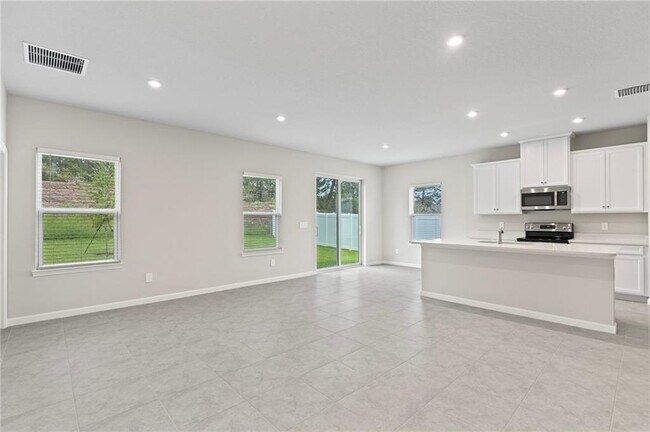 Building Photo - 6710 Rumine Cir