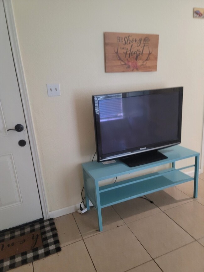 Building Photo - 12615 Brookglade Cir