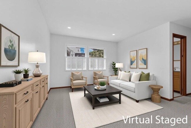 Building Photo - 49 Commanche Ct