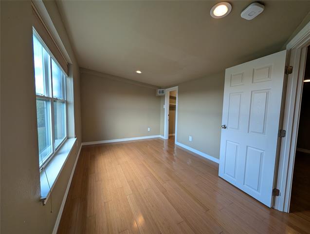 Building Photo - 10393 S State Hwy 78