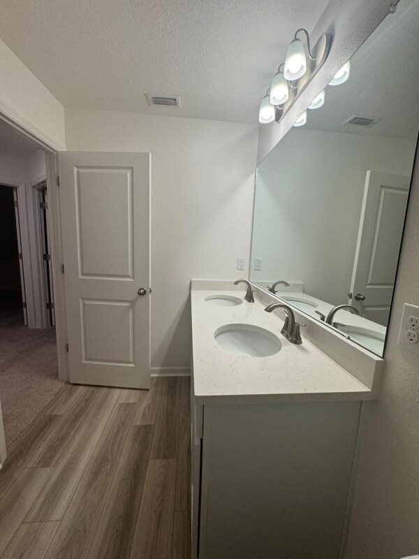 Building Photo - 32050 Eastern Redbud Br