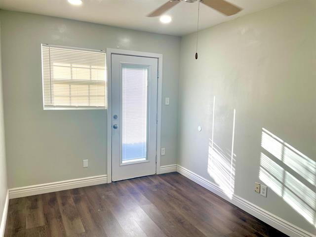 Building Photo - 309 E Mitchell St