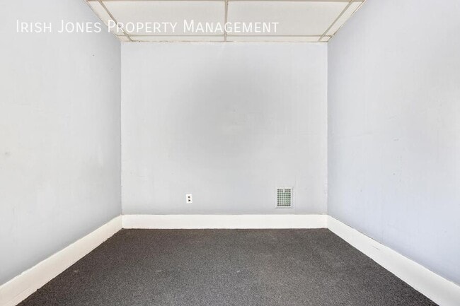 Building Photo - 105 Stevenson St