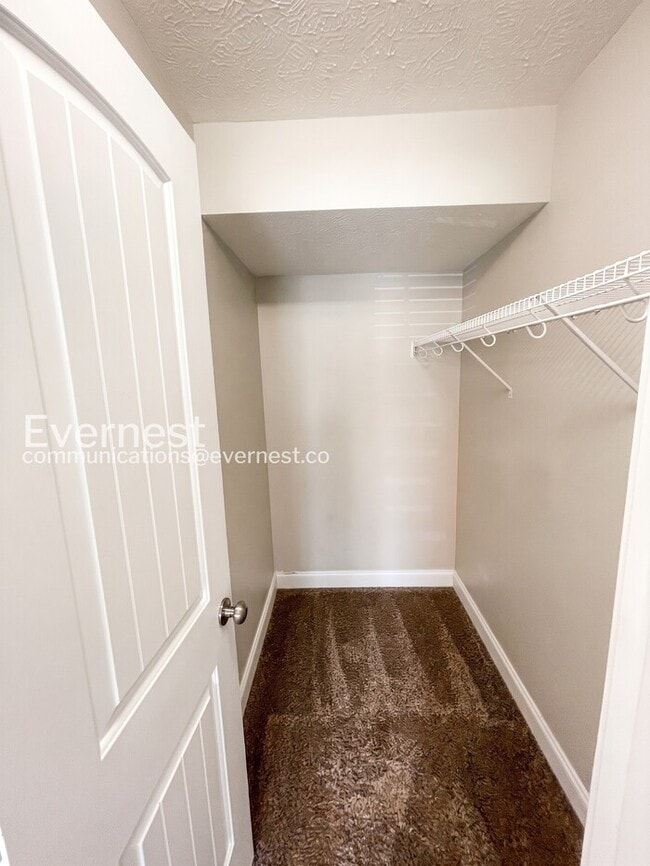 Building Photo - 1000 Henry Pl Blvd