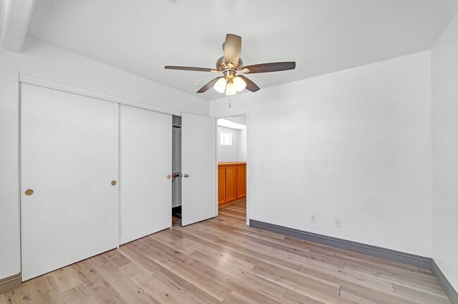 Building Photo - Beautiful 5 Bedroom/3 Bathroom Home in Eas...