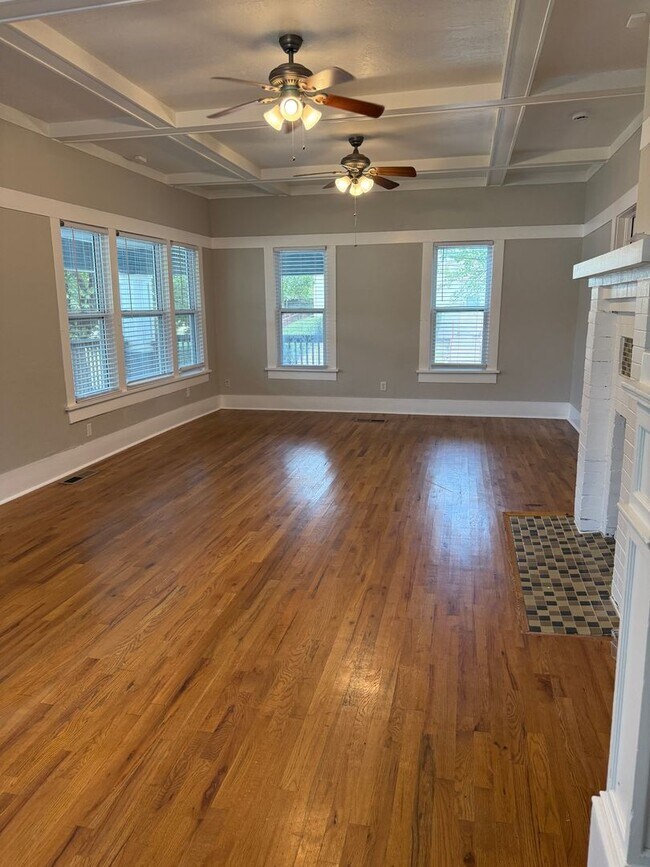 Building Photo - Remodeled Charmer in the Urban Core – Fres...