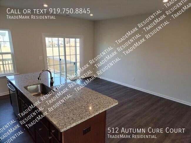 Building Photo - 512 Autumn Cure Ct