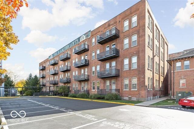 H. Lauter Lofts - 55 S Harding St