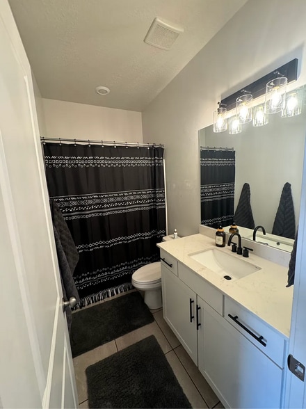 Building Photo - 967 W Tiffany Dale Way