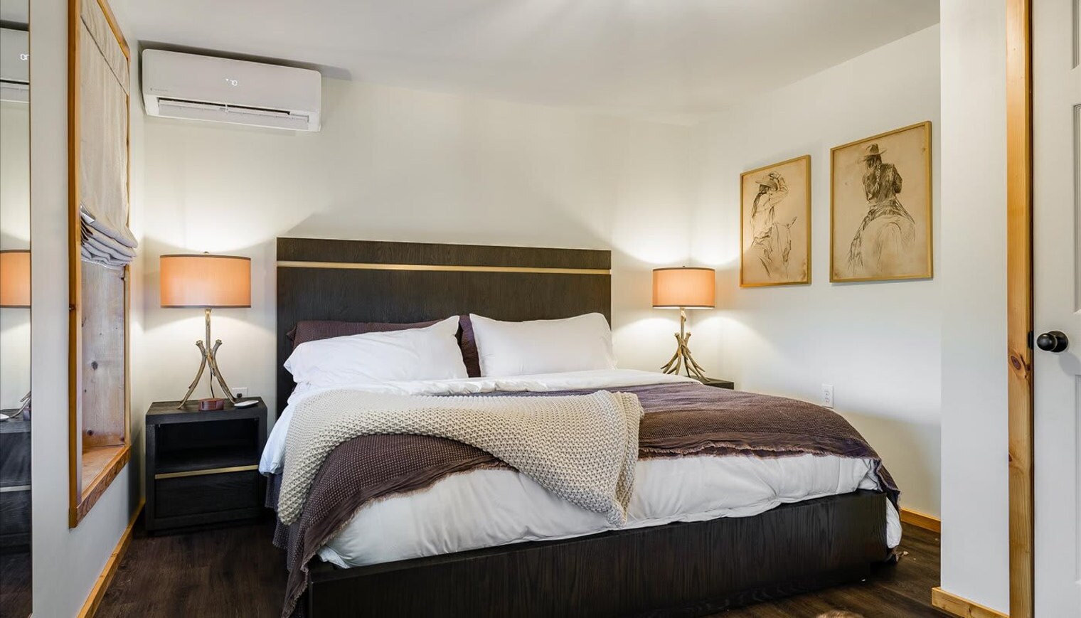 Building Photo - 20220 Wooded View Ln