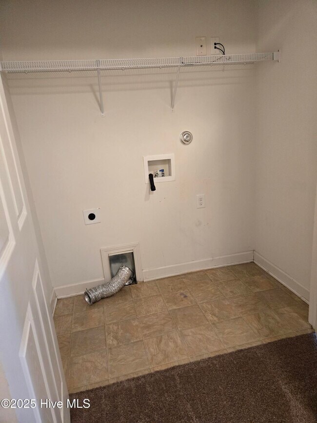 Building Photo - 207 Durango Pl