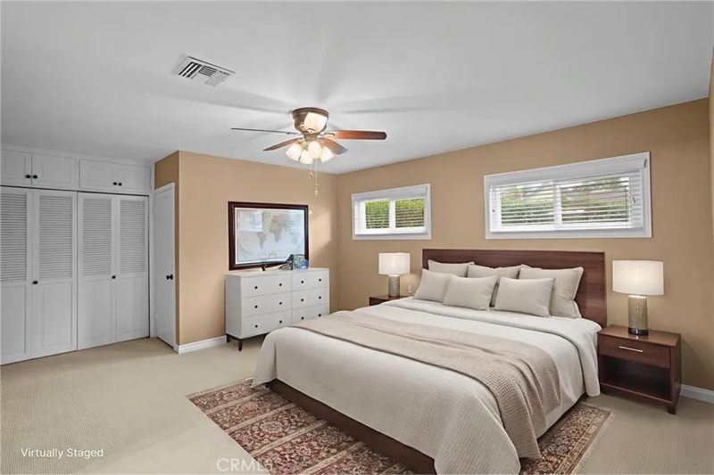 Building Photo - 528 E Parkdale Dr