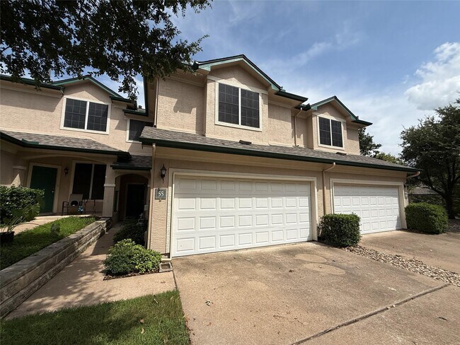 Building Photo - 2100 Pipers Field Dr