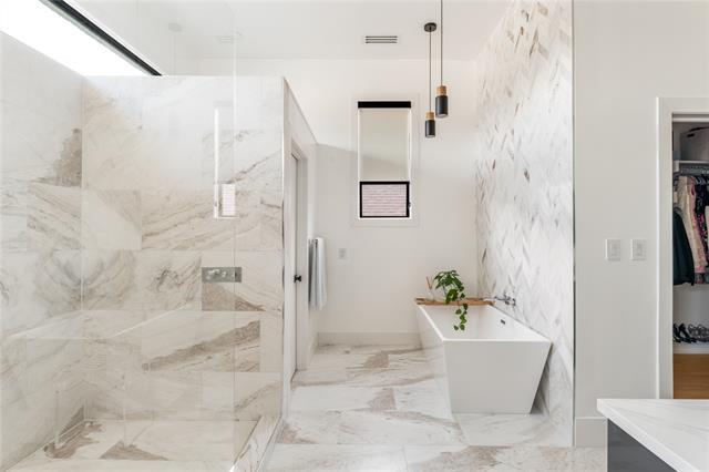 Building Photo - 4201 Potomac Ave