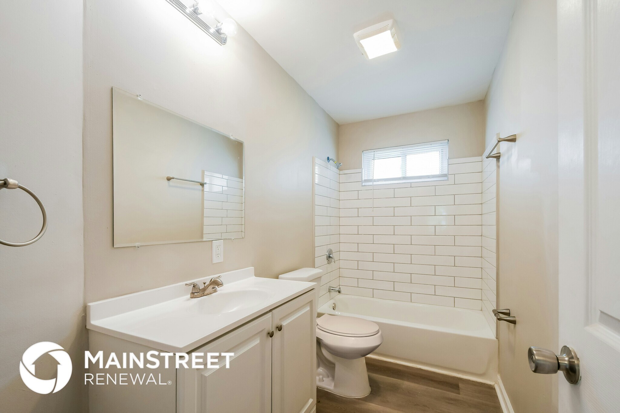 Building Photo - 2868 Essex St