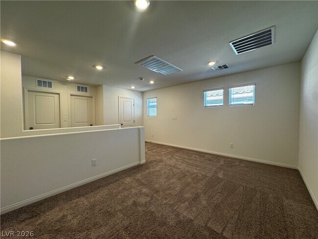 Building Photo - 9250 Innot Ave