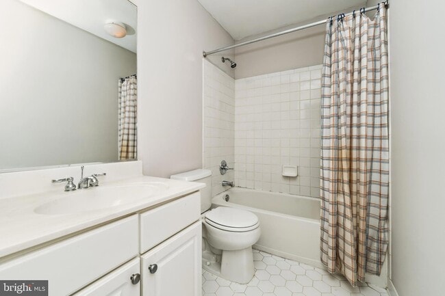 Building Photo - 9236 Owings Choice Ct