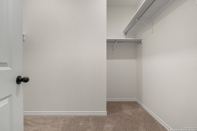 Building Photo - 246 W Flowing River Dr