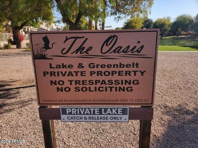 Building Photo - 1848 E Chilton Dr