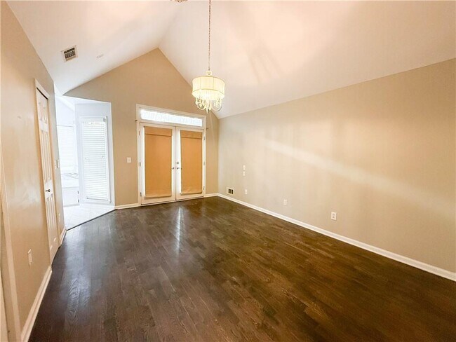 Building Photo - 1095 Whitehead Rd