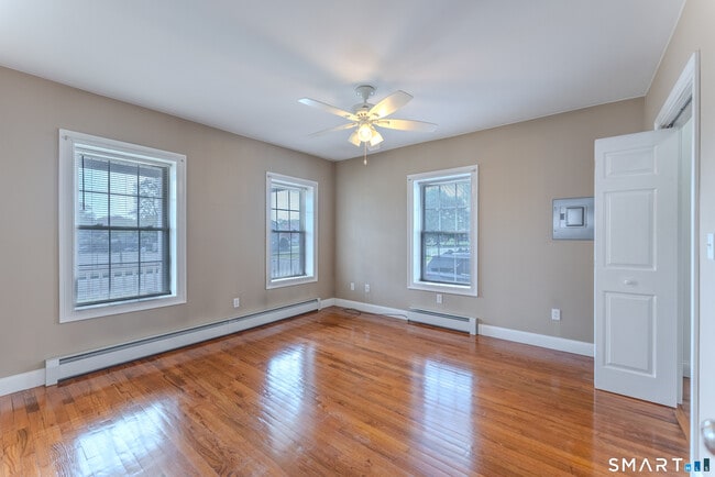 Building Photo - 31 Suffield St