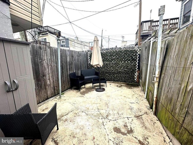 Building Photo - 1629 Patapsco St
