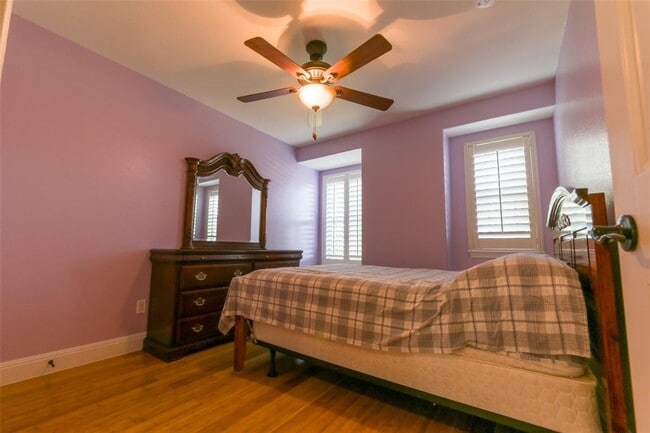 Building Photo - 8408 Panadero Dr