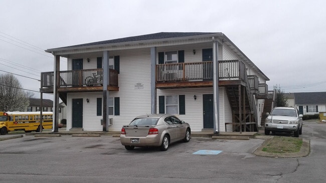Primary Photo - 2055 Rock Creek Dr