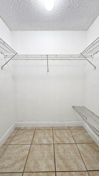 Building Photo - 10611 SW 170th Ter