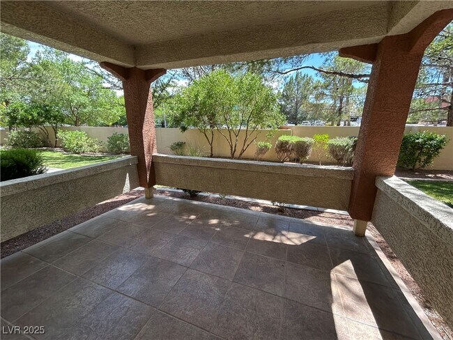 Building Photo - 10611 Pedal Point Pl