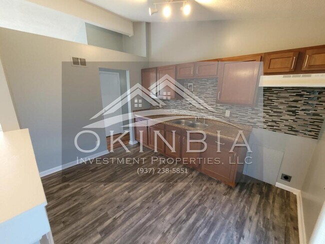 Building Photo - 4329 Free Pike