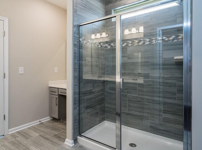 Building Photo - 128 Blue Hydrangea Ln