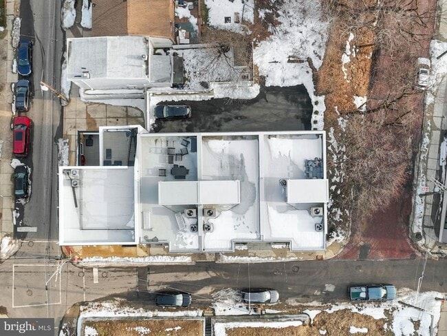 Building Photo - 311 Delmar St