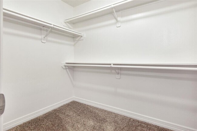 Building Photo - 2611 Desert Sage Dr