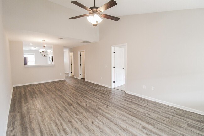 Building Photo - 417 Andover Dr